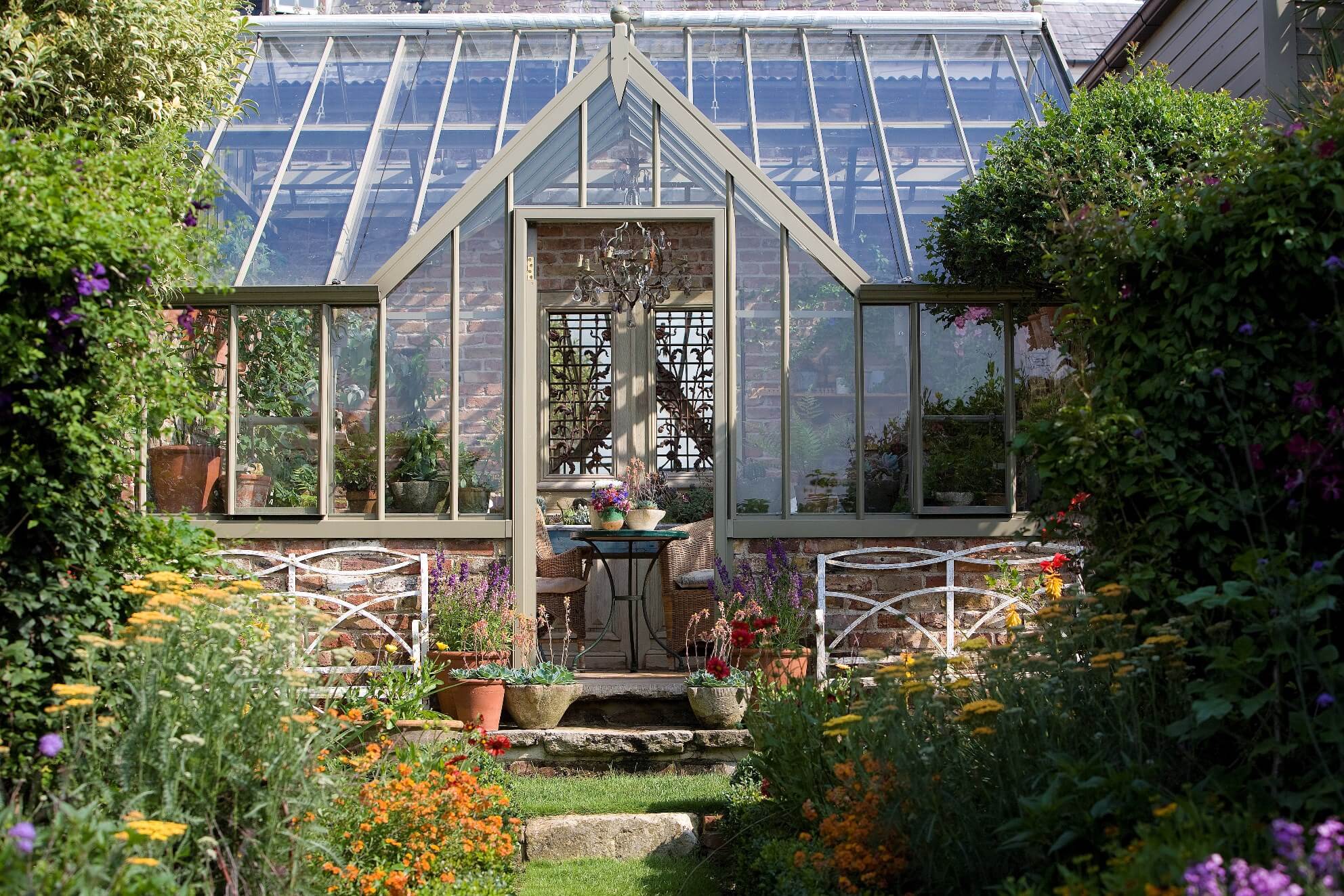 Bespoke, large, 3/4 span greenhouse